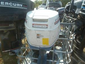 lot 125 image: 1992 Evinrude Sport Twin Tiller