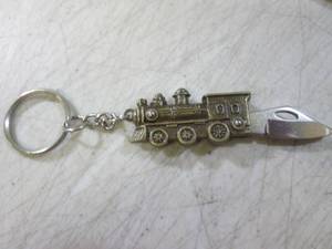 lot 85 image: (H-1) 24 Novelty Train Engine Keych...