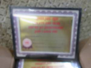 lot 111 image: (CSB) Case of 12 Hoyle Certif-i-Gif...