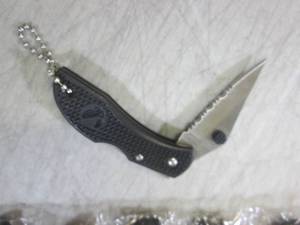 lot 142 image: (FS) 16 Bar Tech Pro Pocket Knives ...