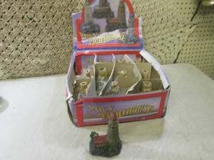 lot 177 image: (CS) Box of 10 Assorted Poly Lighth...