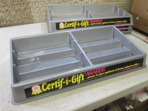 lot 181 image: (RM3) Lot of 5 Plastic Cunter Displ...