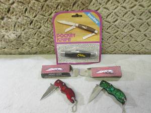 lot 191 image: (BSB) 3 Folding Pocket Knives 2 Loc...
