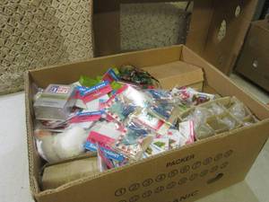 lot 207 image: (RM2) Box Full of Assorted Unsorted...