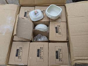 lot 37 image: (72) Flomo Unlimited 2pk. Decorativ...