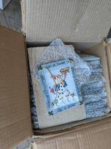 lot 49 image: 72 pc. Hanging Merry Christmas Deco...