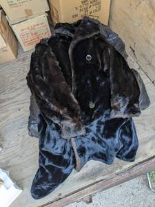 lot 53 image: Borg Borgazia Fur Coat Some intern...