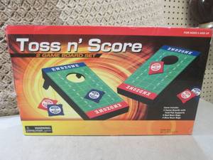 lot 241 image: (EW5) Toss N Score 2 Game Board Se...