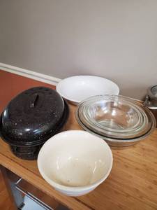 Collection Of Kitchen Items