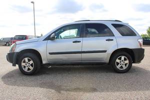 2005 Chevrolet Equinox LS - AWD