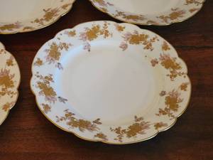 lot 70 image: Limoges Gold Bouquet Rimmed Dinner Plates