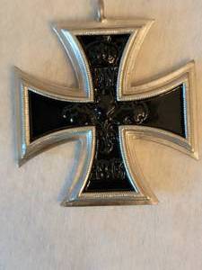 lot 110 image: German Iron Cross Medallion