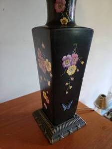 lot 98 image: Oriental Black Ceramic Table Lamp with Flowers & Butterfly