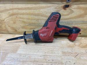 lot 29 image: MILWAUKEE M18 18V Lithium-Ion Cordless HACKZALL Reciprocating Saw (Tool-Only)