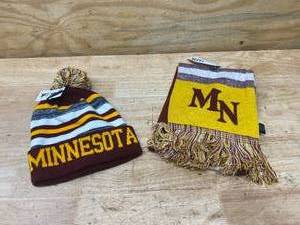 lot 49 image: Minnesota Winter Gear (Gophers colors)