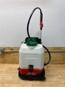 lot 88 image: MILWAUKEE M18 18-Volt 4 Gal. Lithium-Ion Cordless Switch Tank Backpack Pesticide Sprayer (Tool-Only)