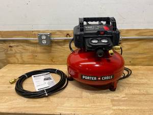lot 6 image: PORTER-CABLE 6 Gal. 150 PSI Portable Electric Air Compressor