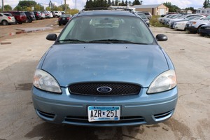 2005 Ford Taurus SE - 2 Owners -