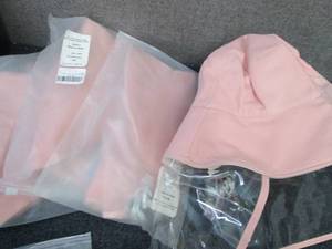 4- Kid SunRain Hats...