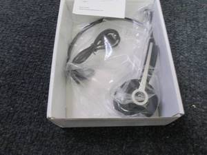 Wireless Headset with Mic...