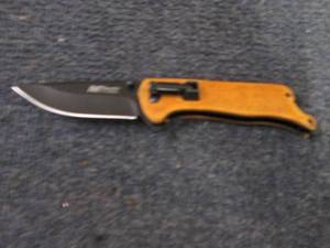 MTech USA 8 Drop-Point Folding Poc...