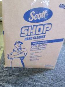 case of 1016 fl oz scott shop hand...