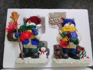 2 snowman...