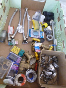 lot 25 image: Miscellaneous Garage Items