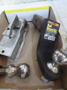 lot 38 image: Automotive Accessories