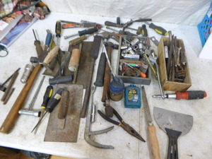 lot 71 image: Miscellaneous Tools