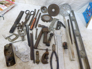 lot 74 image: Miscellaneous Tools