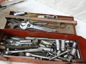 lot 77 image: Toolbox with Tools