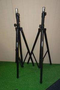 lot 354 image: Peavey Heavy Duty Speaker Stands