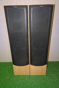 lot 358 image: Jamo E470 3-Way Tower Speakers
