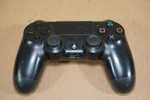 lot 35 image: Sony PlayStation 4 Wireless Controller
