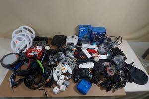 lot 52 image: Assorted Video Game Controller and Accessories - Saturn, Gamecube, Genesis