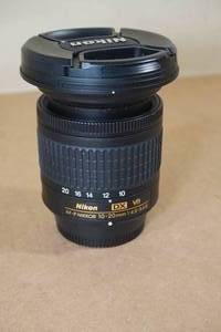lot 73 image: Nikon DX VR AF-P Nikkor 10-20mm 14.5-5.6G Digital Camera Lens