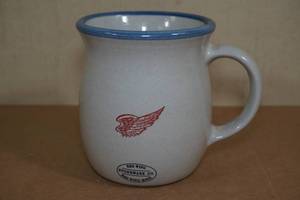 lot 83 image: Red Wing Stoneware Navy Programs 2002 Mug