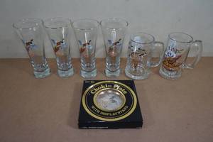 lot 105 image: Schmidt Limited Wildlife Beer Mugs, Pheasant Gold Rim Glasses