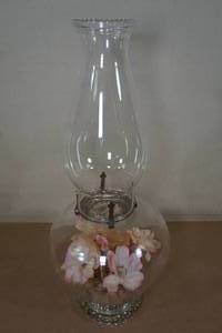 lot 123 image: Handmade Starflower Lite Candle