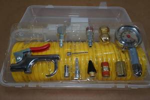 lot 142 image: Husky 25 Recoil Nylon Air Hose Kit
