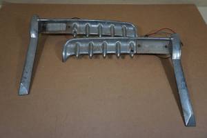 lot 176 image: 1955-56 Packard Side Marker Lights