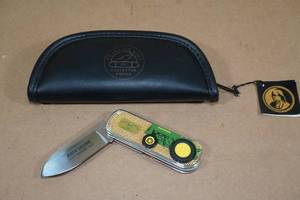 lot 180 image: Franklin Mint 1932 John Deer Model AO Folding Collector Knife