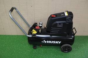 lot 241 image: Husky 8 Gallon 150 PSI Horizontal Tank Air Compressor