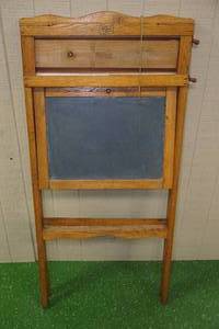 lot 244 image: Vintage Educational Playthings Wood Easel