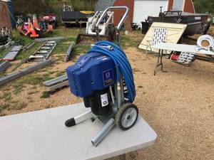lot 2 image: Graco Texspray Fast Finish 25D490 Air Compressor