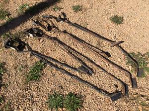 lot 77 image: 2 Set Pumpjack Braces