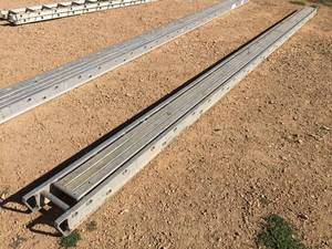 lot 105 image: 24 Aluminum Plank