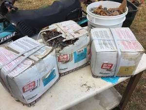 lot 118 image: 200lbs 2 12 Galvanized Roofing Nails