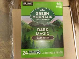 lot 100 image: Box of 24 Keurig Green Mountain Dar...